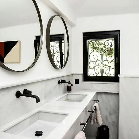 Holiday home Relaxing Up To 12 Guests * *